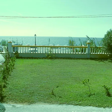 Kantas Beachfront Guest house